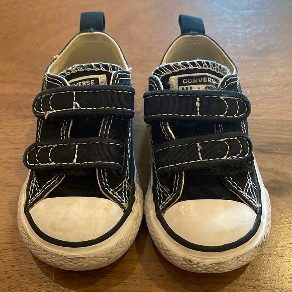 Converse all star Velcro black toddler sneakers size 4
